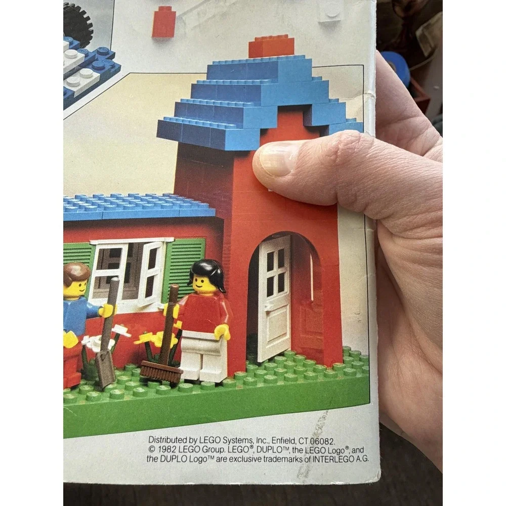 Vintage 1982 LEGO Idea Book 226 Building Ideas‎ Ages 3-12 Softcover Illustrated